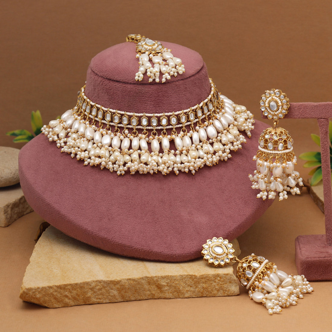 Crystal White Color Kundan Necklace Set