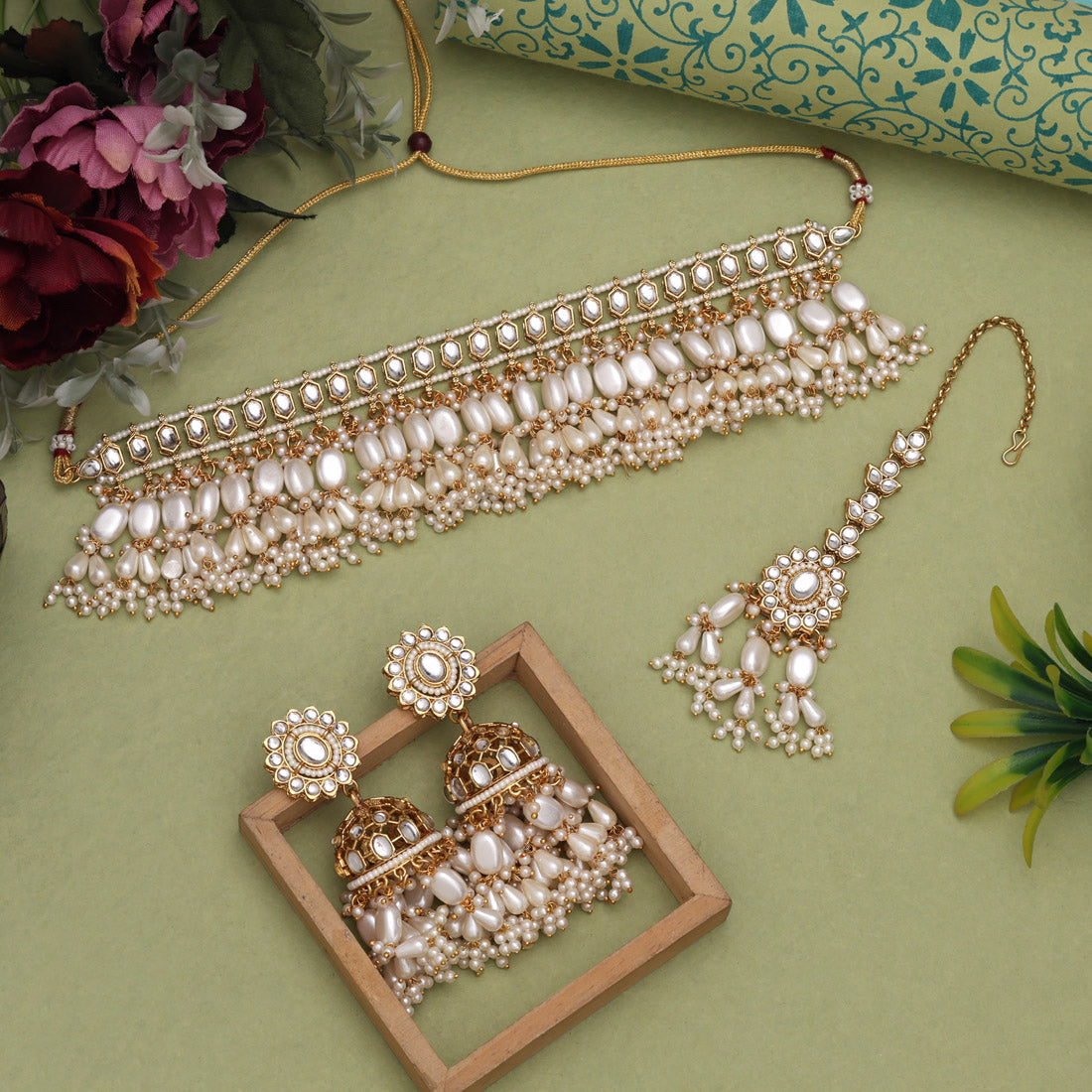 Crystal White Color Kundan Necklace Set