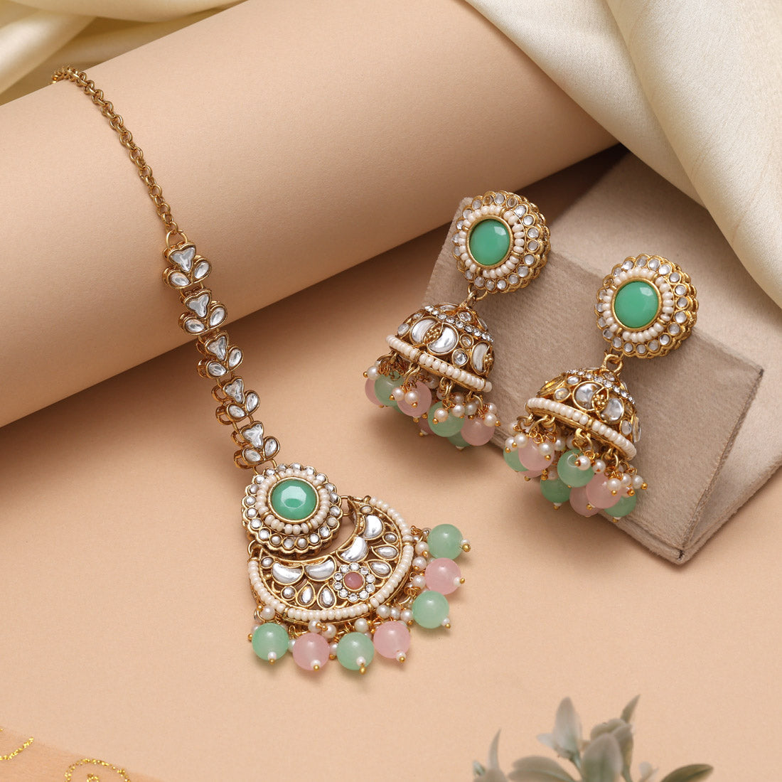 Pink & Pista Green Color Choker Kundan Necklace Set With Dual Finish