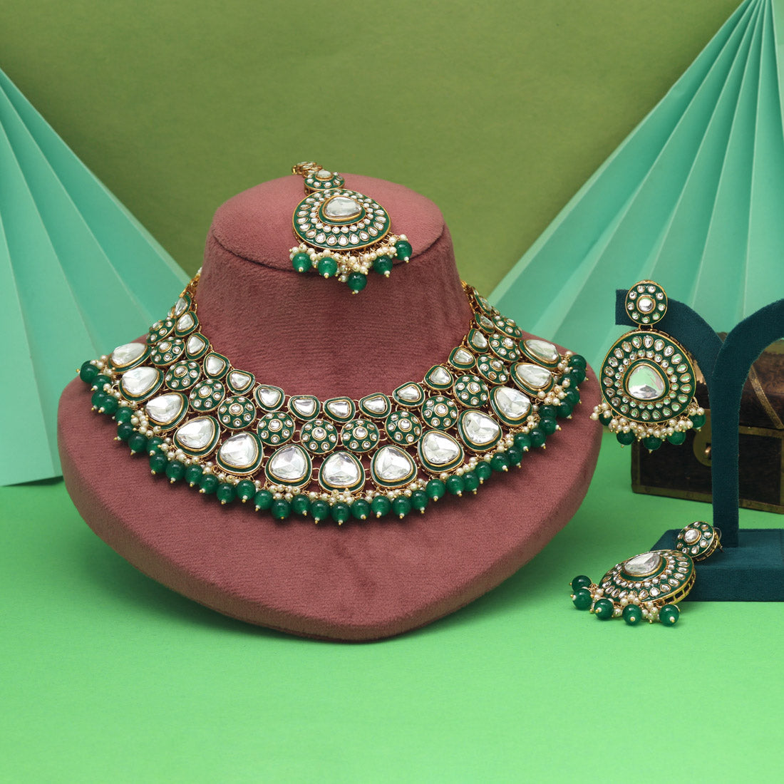Green Color Meena Work Kundan Necklace Set For Graceful Day Events