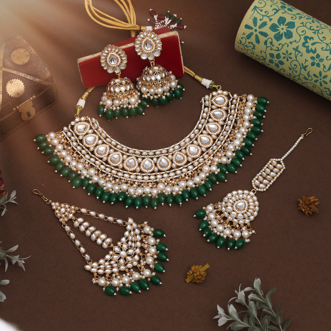 Green Color Kundan Necklace Set With Leaf Inspired Detailing And Shine