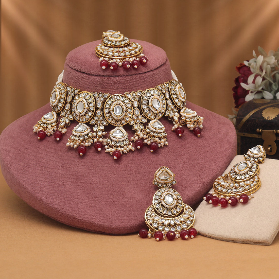 Antique Style Maroon Color Choker Kundan Necklace Set For Traditional Outfits