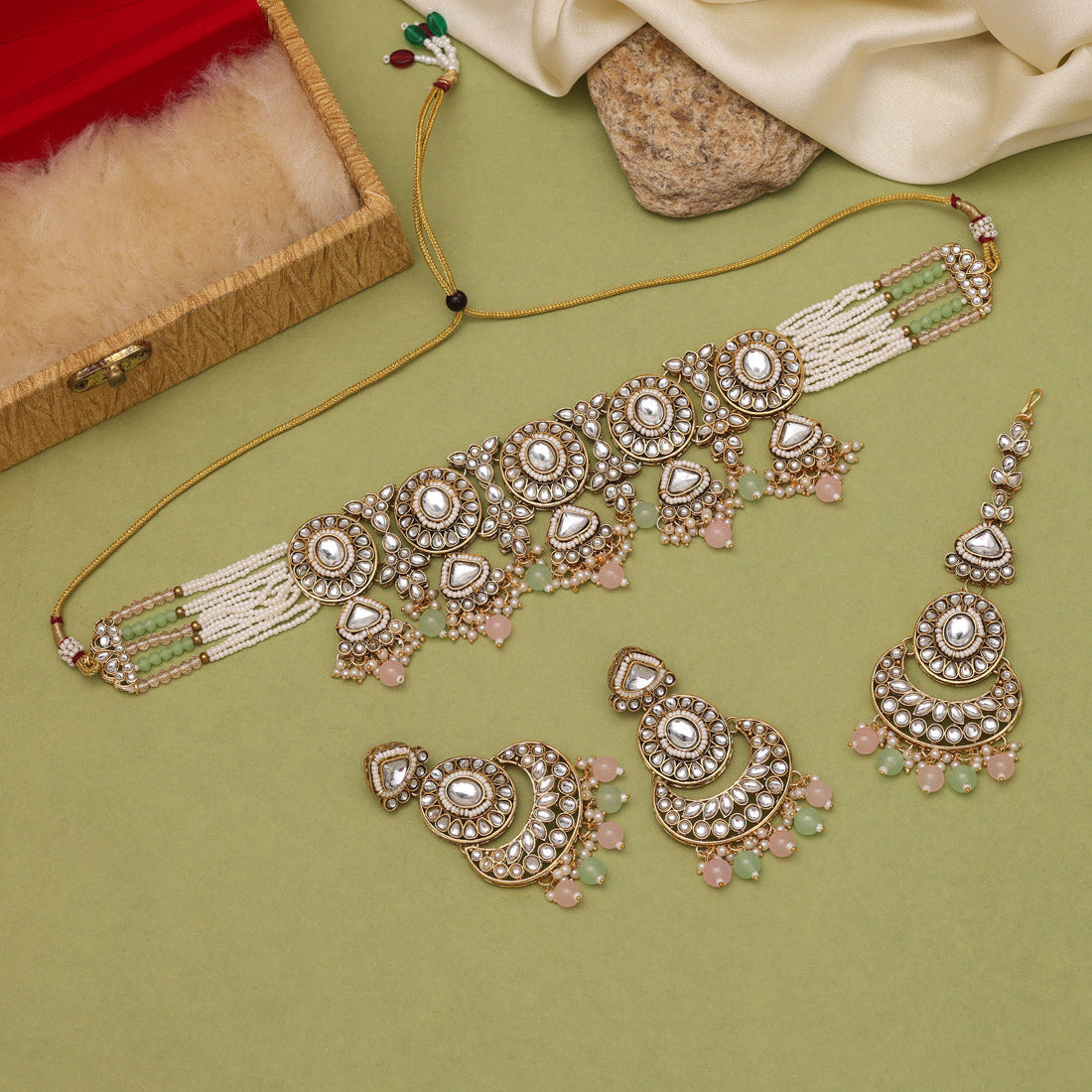 Pink And Pista Green Color Choker Kundan Necklace Set For Grand Events