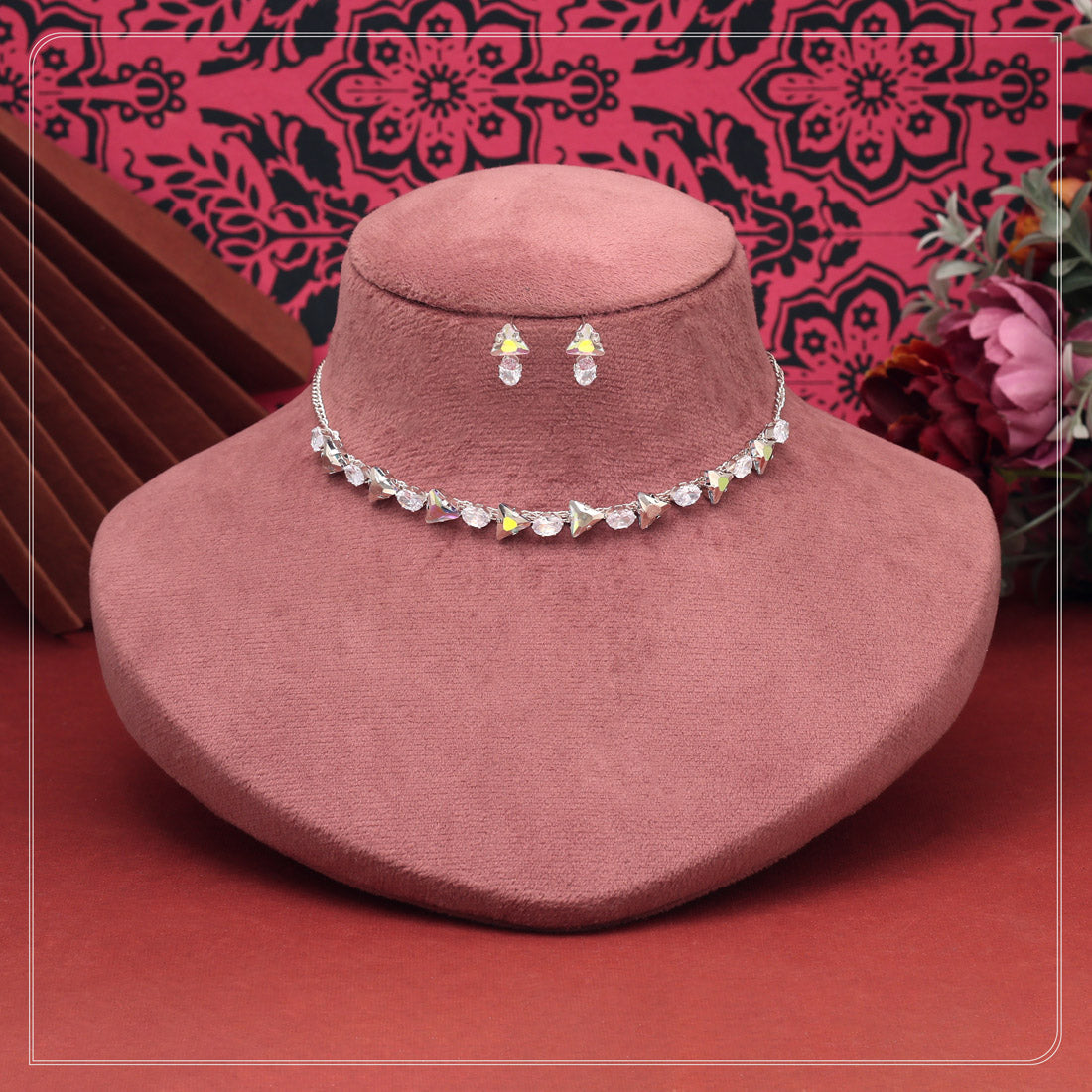 Light Pink Color Stone Necklace Set