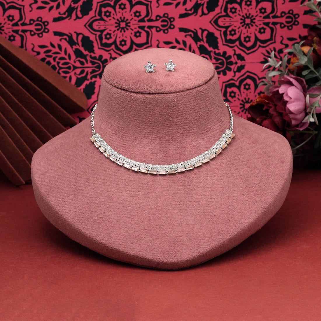 Gold Color Stone Necklace Set