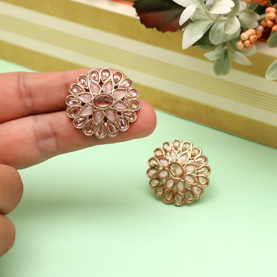 Soft Pink Color Tops Stud Earrings