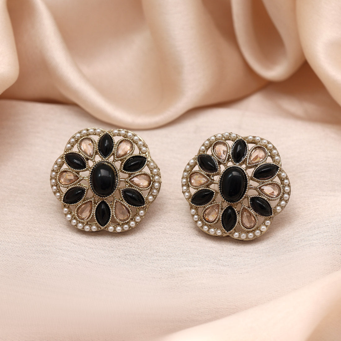 Zesty Pista Green Color Tops Stud Earrings
