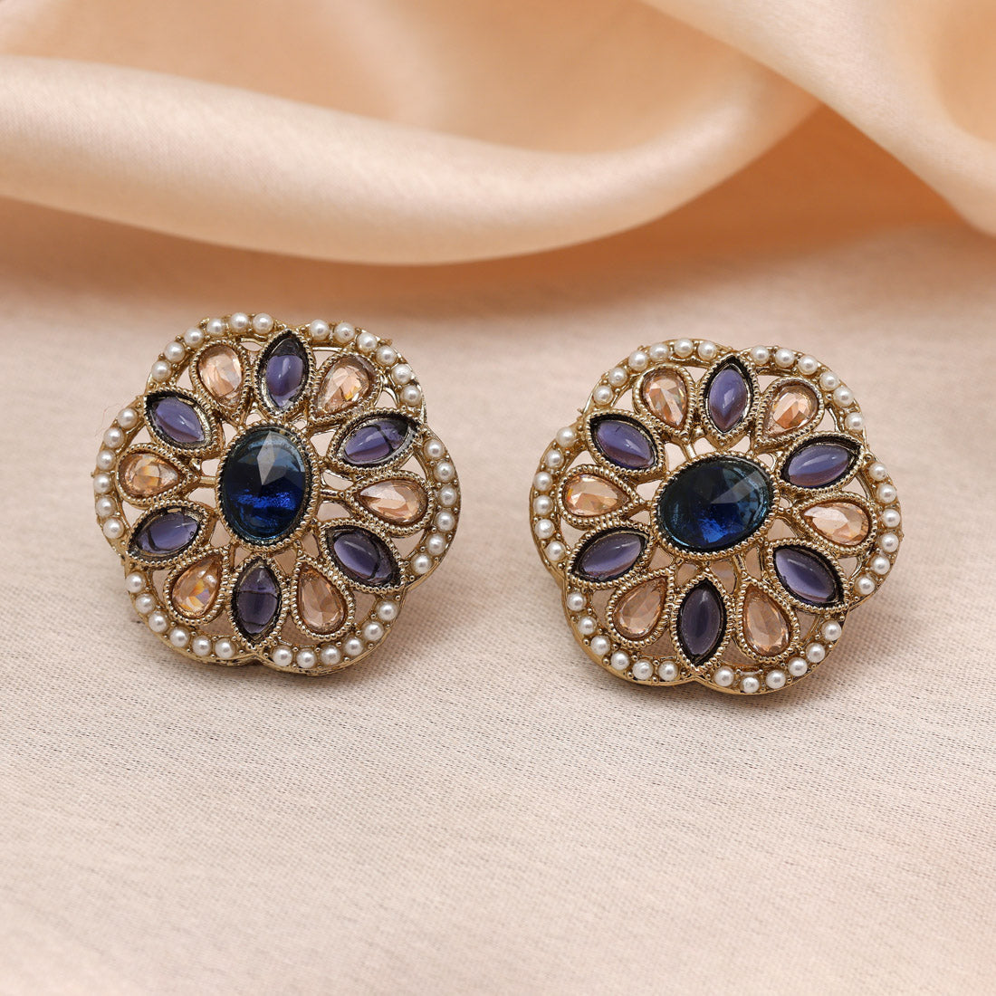 Zesty Pista Green Color Tops Stud Earrings