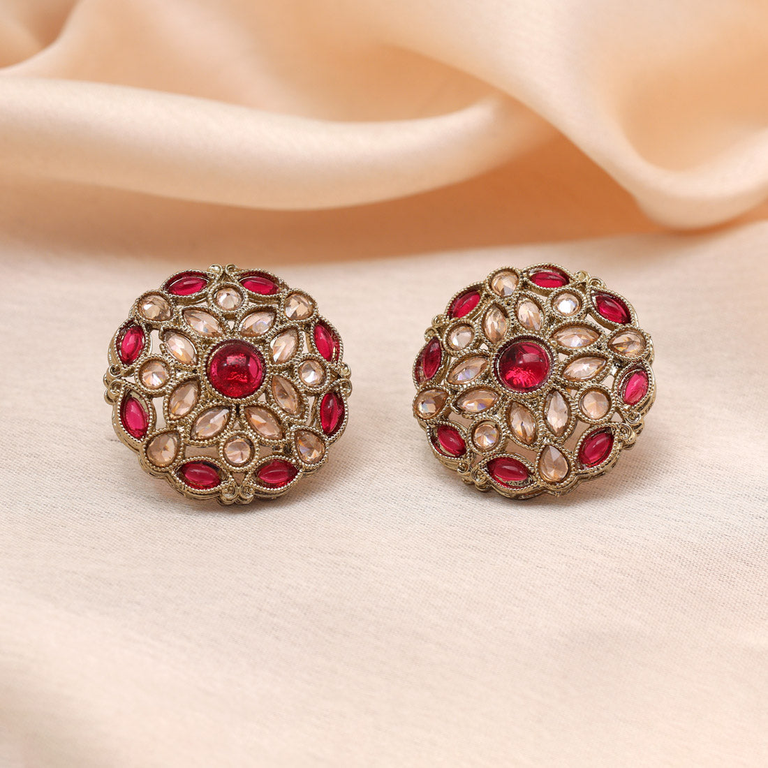 Petal Pink Color Tops Stud Earrings