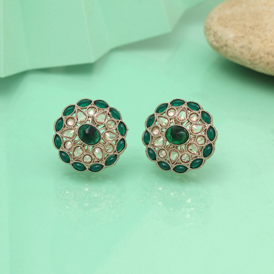 Fresh Green Color Tops Stud Earrings