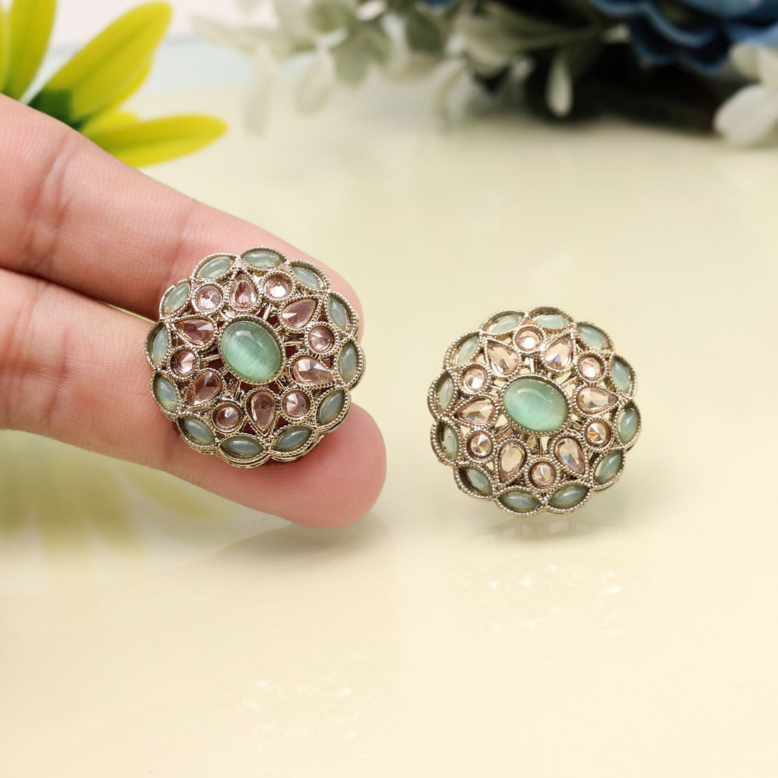 Chic Pista Green Color Tops Stud Earrings