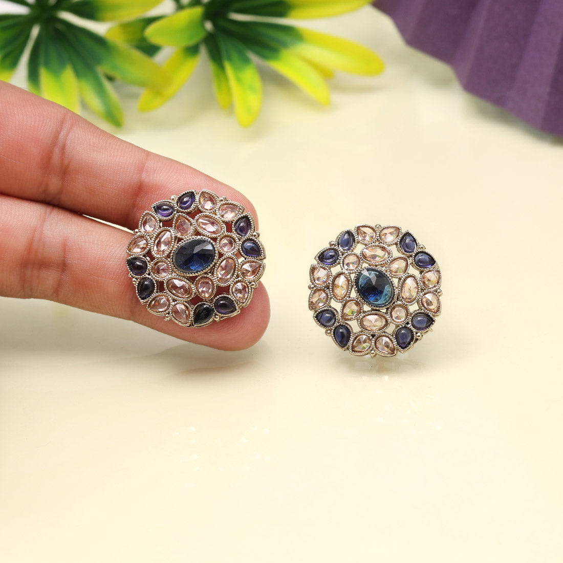 Deep Blue Color Tops Stud Earrings