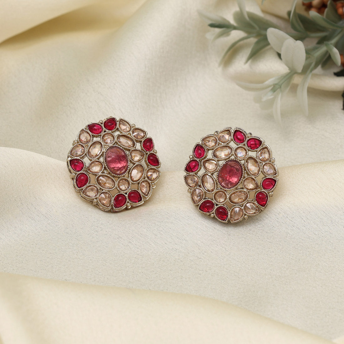 Stylish Rani Color Tops Stud Earrings