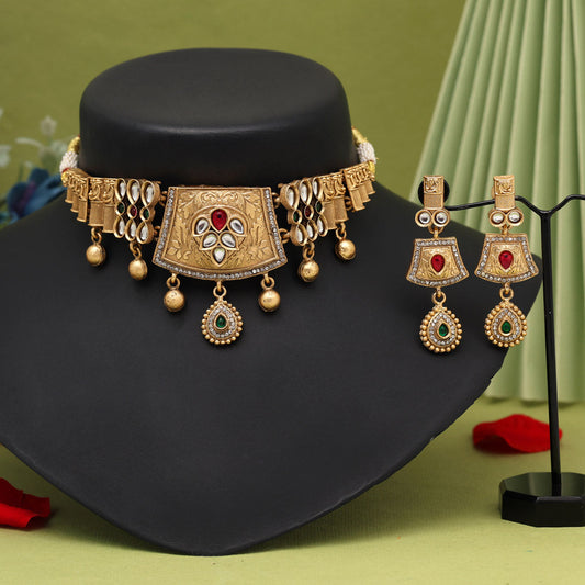 Rani & Green Color Choker Matte Gold Rajwadi Temple Necklace Set (TPLN680RNIGRN)
