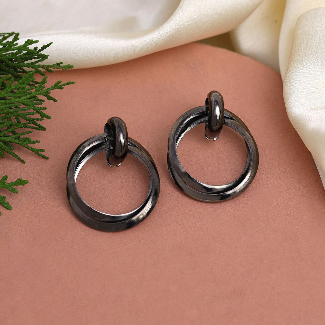 Black Color Fashion Earrings (ANTE1727BLK)
