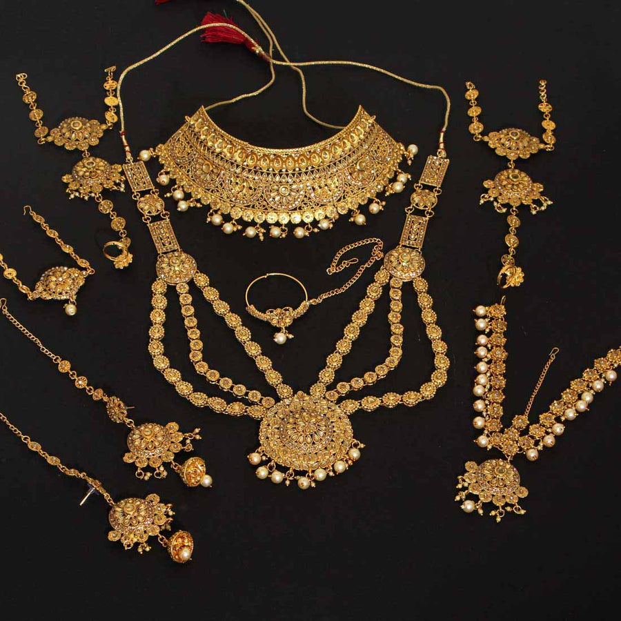 Gold Color Kundan Dulhan Set (BDL167GLD)