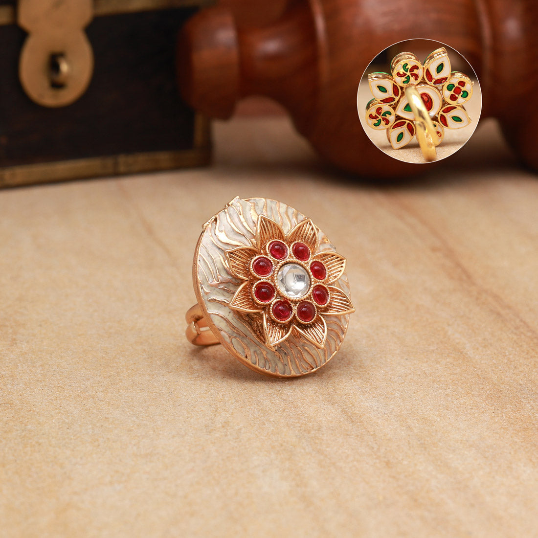 Rani & White Color Copper Finger Ring (CPR181RNIWHT)