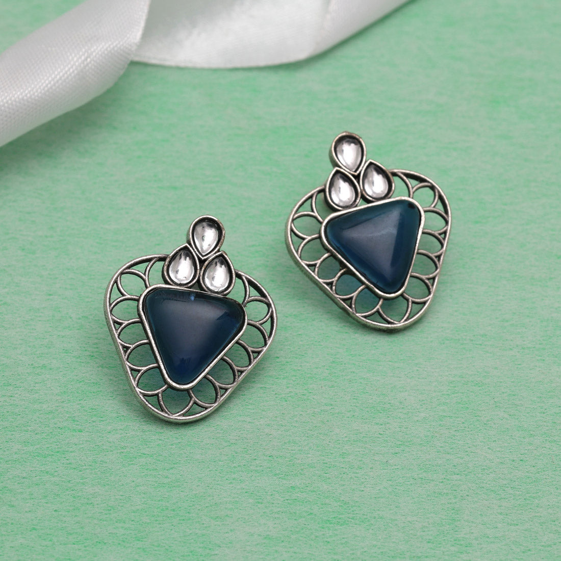 Blue Color Monalisa Stone Oxidised Earrings (GSE2829BLU)