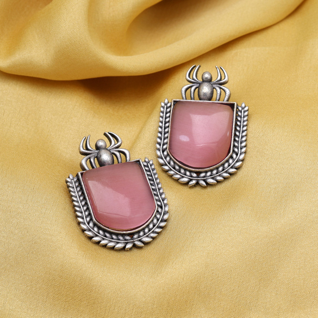 Pink Color Monalisa Stone Oxidised Earrings (GSE2830PNK)