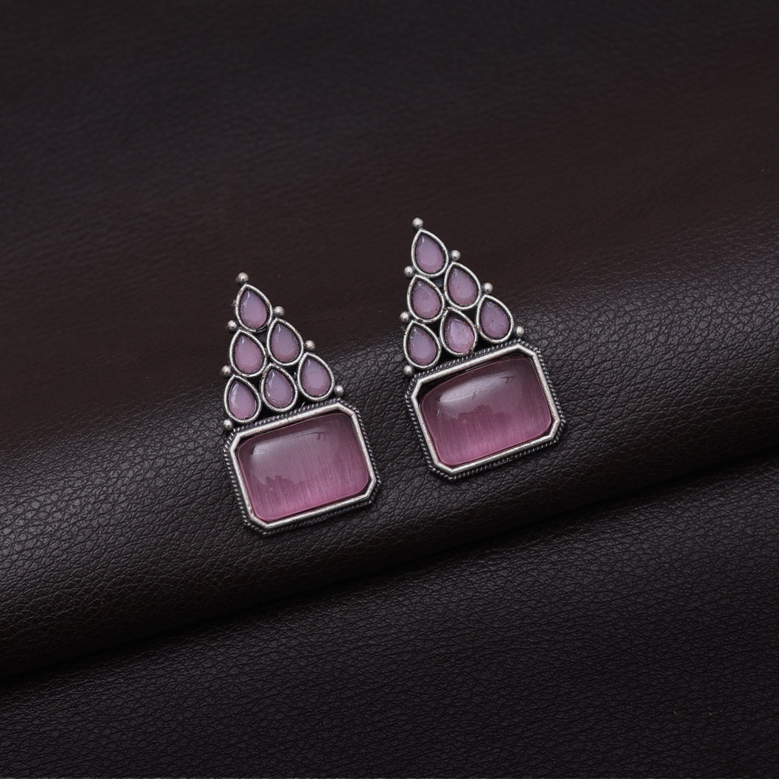 Pink Color Monalisa Stone Oxidised Earrings (GSE2831PNK)