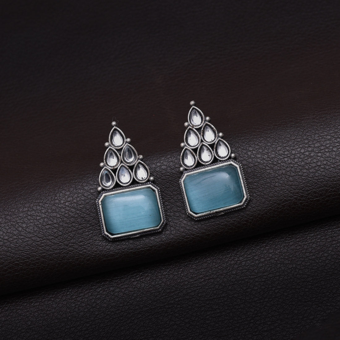 Sky Blue Color Monalisa Stone Oxidised Earrings (GSE2831SBLU)
