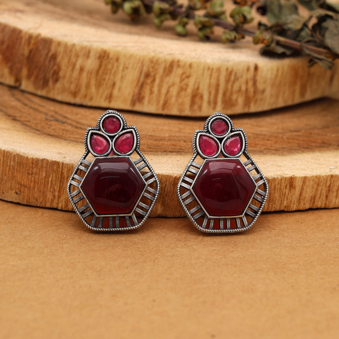 Maroon Color Monalisa Stone Oxidised Earrings (GSE2834MRN)