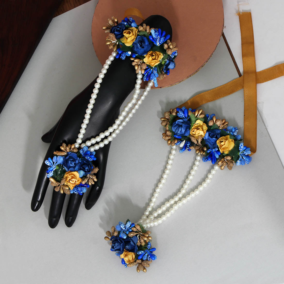 Blue Color Rose Floral Hathphool (HF126BLU)