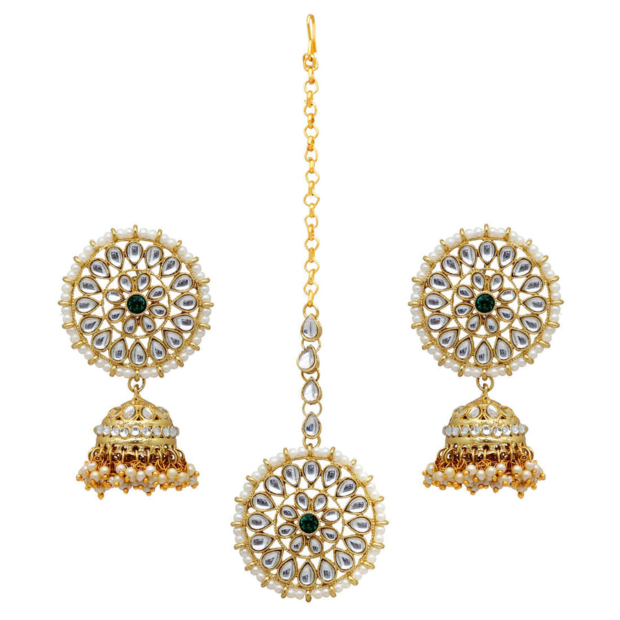 Green Color Kundan Earrings With Maang Tikka (KDTE108GRN)