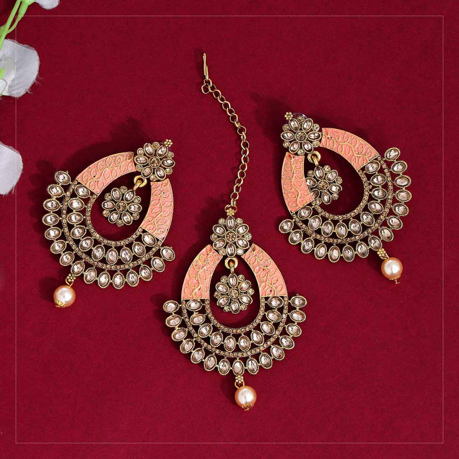 Peach Color Polki Kundan Earrings With Maang Tikka (KDTE407PCH)