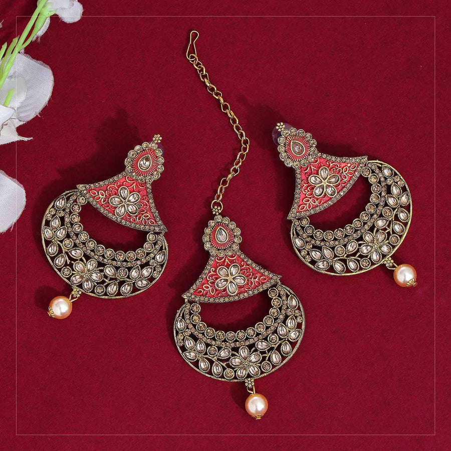 Magenta Color Polki Kundan Earrings With Maang Tikka (KDTE409MNT)