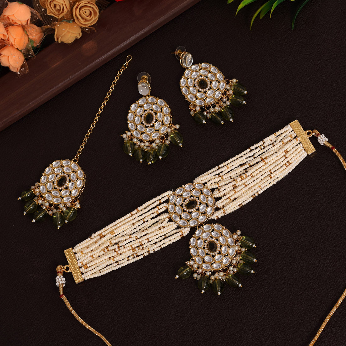Mehendi Green Color Choker Kundan Necklace Set (KN1343MGRN)