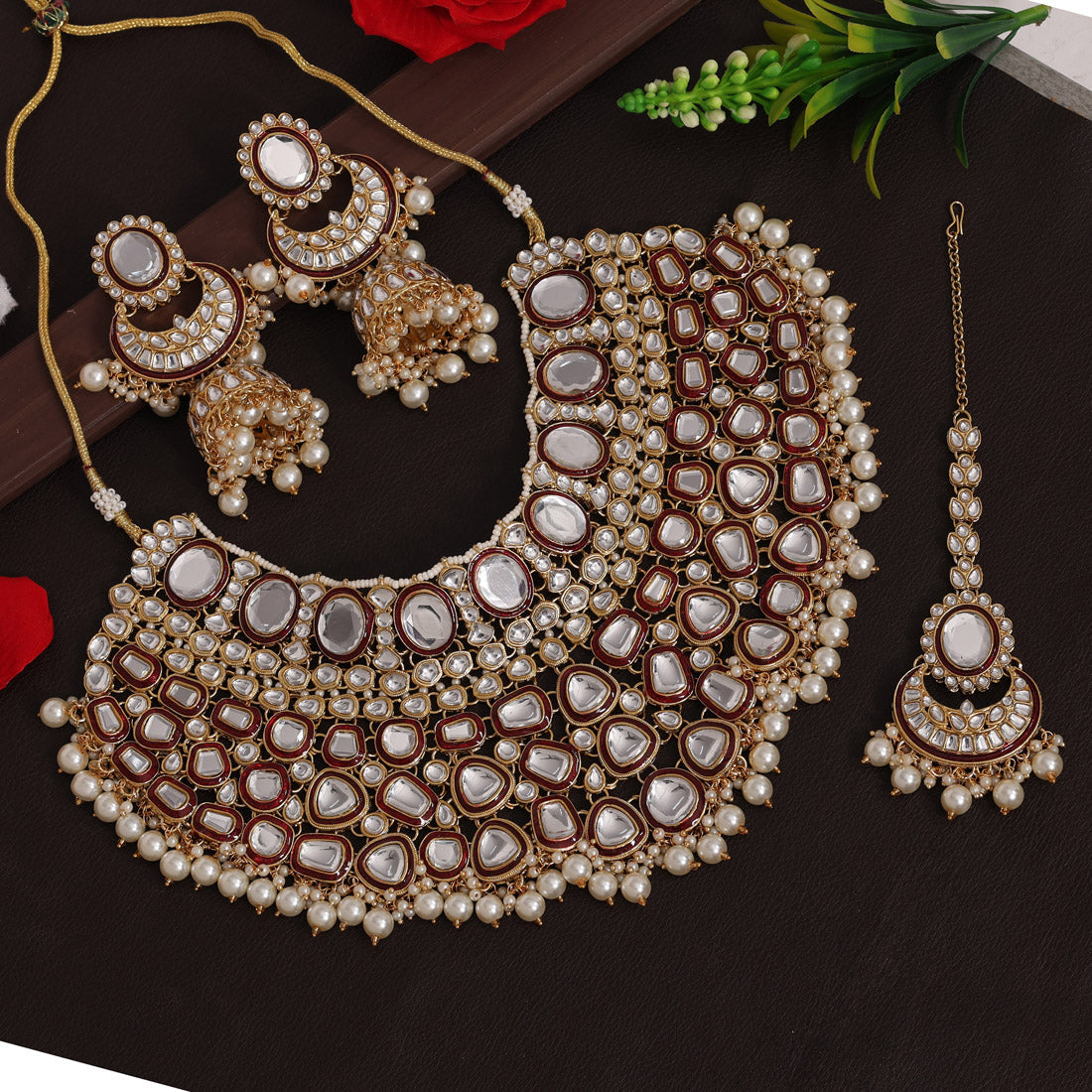 Maroon And Golden Brass (Base) Glass Beaded Kundan Necklace Set at Rs 1200/ set in Nawalgarh