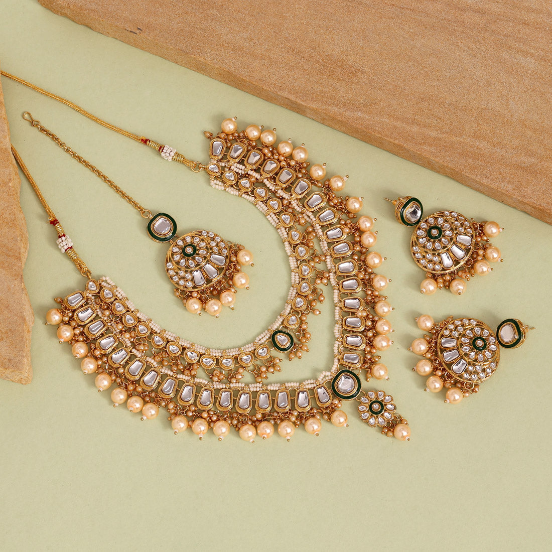 Gold Color Kundan Necklace Set (KN1358GLD)
