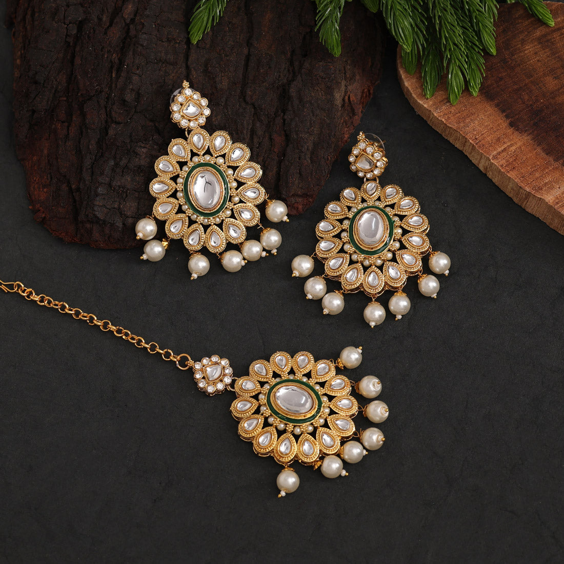 White Color Kundan Necklace Set (KN1362WHT)