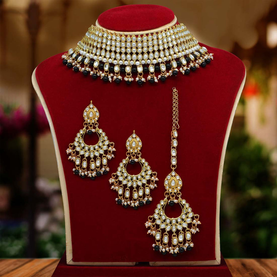 Black Color Kundan Choker Necklace Set (KN892BLK)