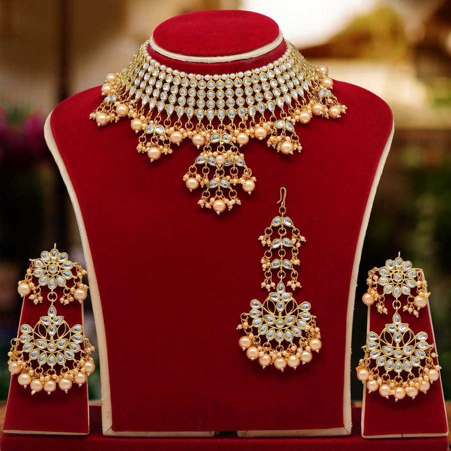 Gold Color Kundan Necklace Set (KN894GLD)