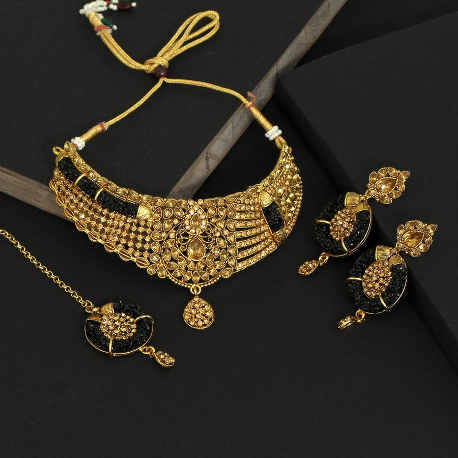 Black Color Kundan Polki Necklace Set (KPN164BLK)