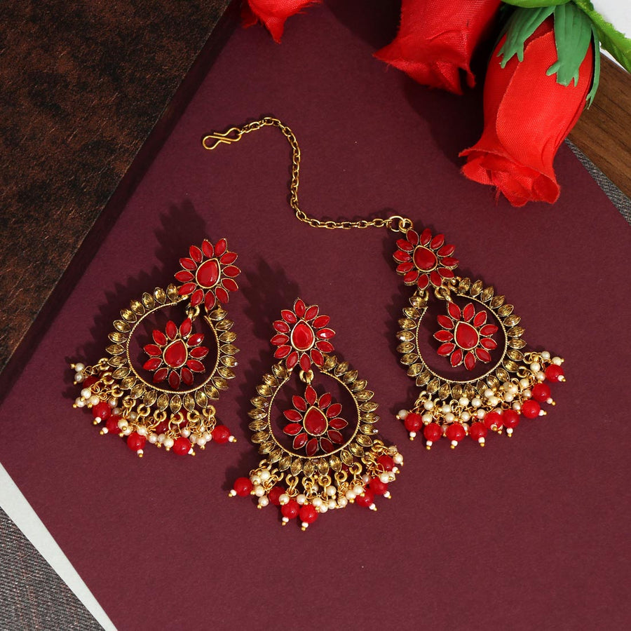 Red Color Kundan Earrings With Maang Tikka (MTKE414RED)