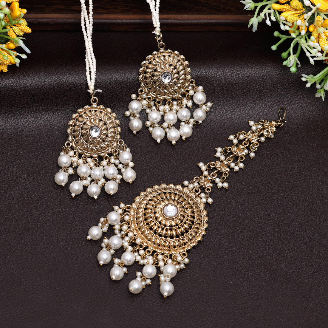 White Color Earrings With Maang Tikka (MTKE468WHT)