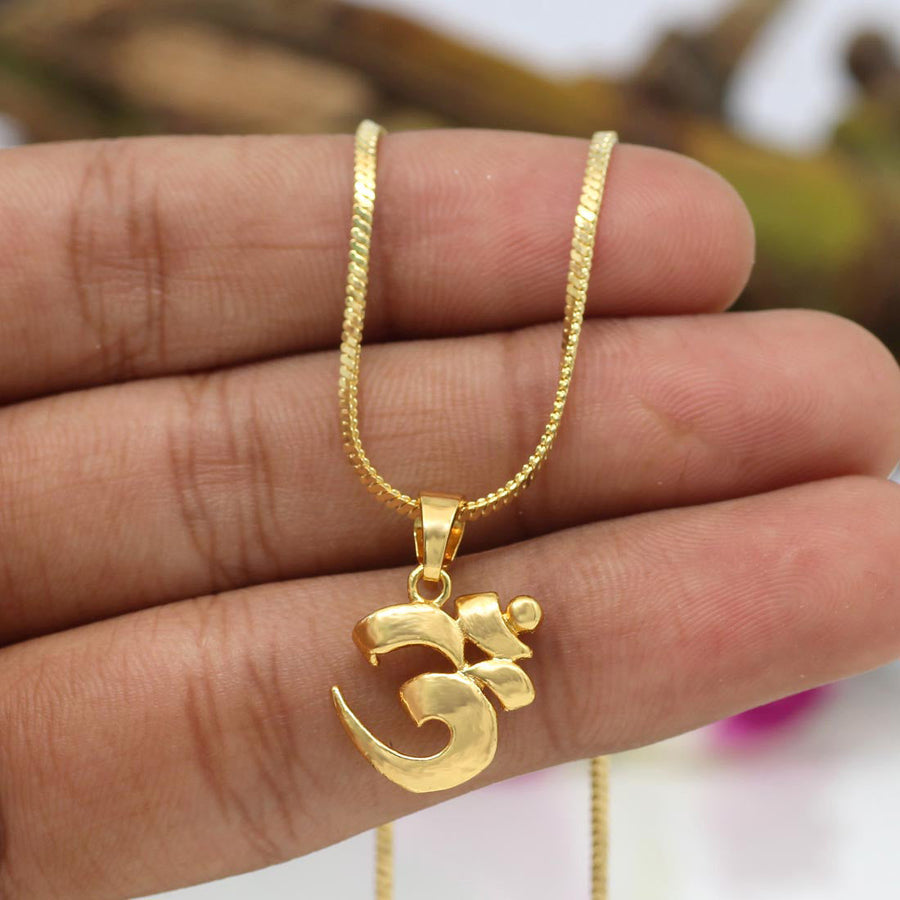 Gold Color Om Temple Locket (TL120GLD)
