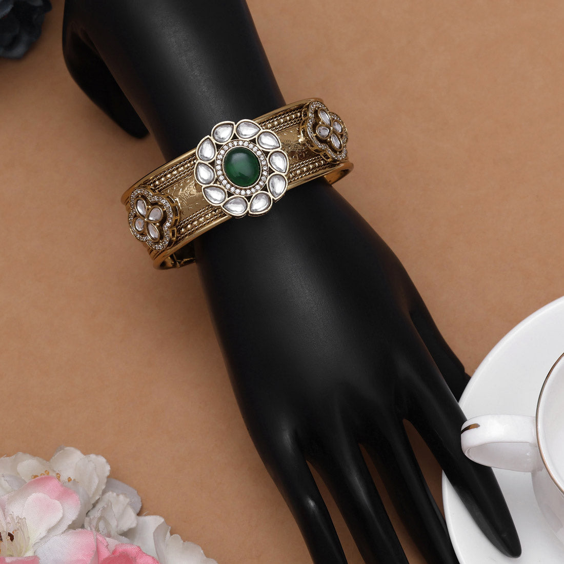 Stylish Green Color American Diamond Bracelet With Fine Stone Detailing