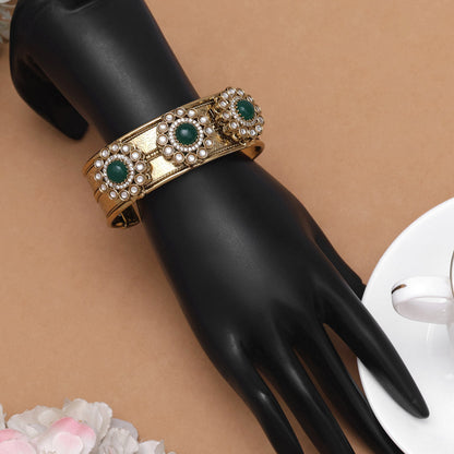 Leafy Green Color American Diamond Bracelet With Sparkle And Elegance