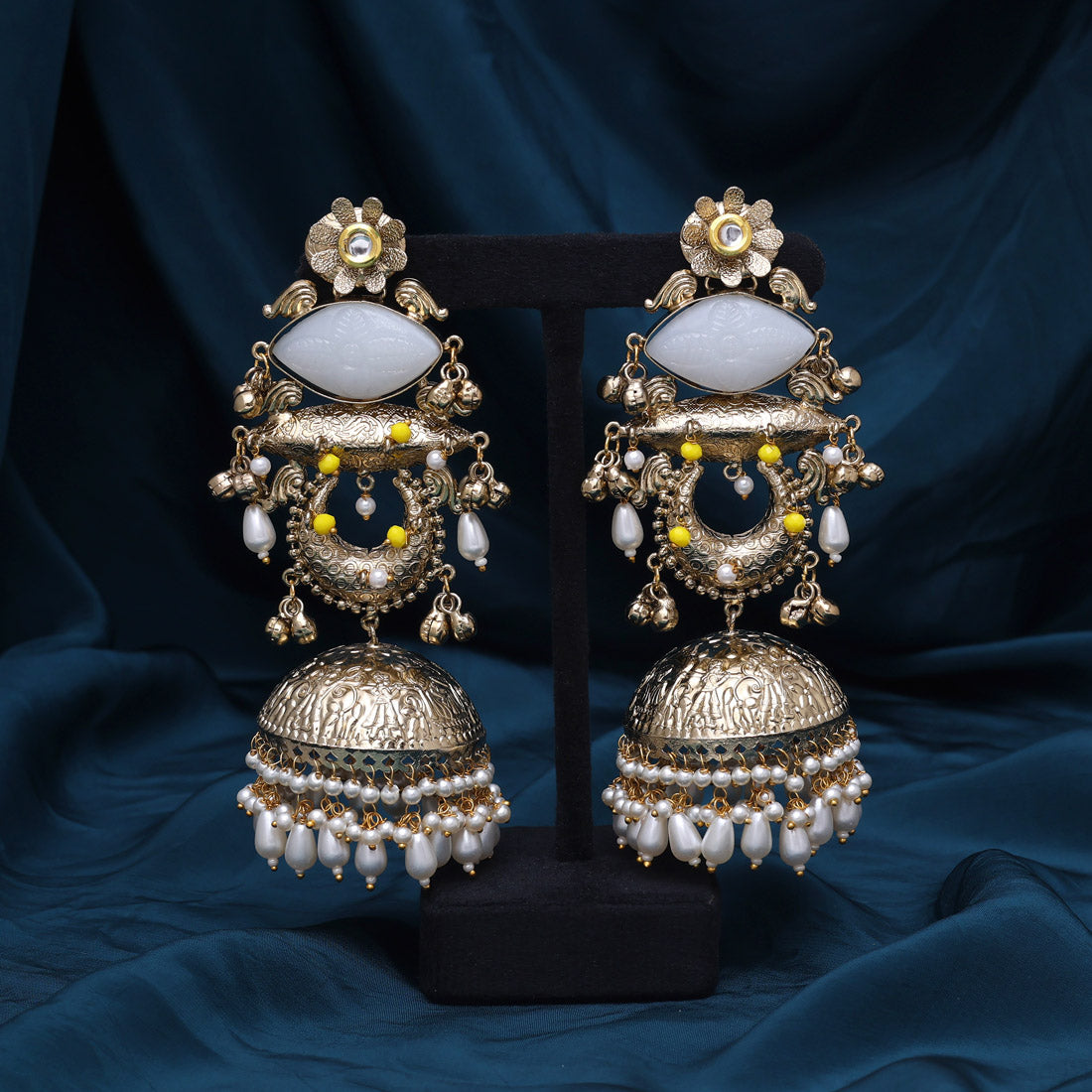 White Color Handmade In Jaipur On Brass Metal With Carving Stone Amrapali Earrings (AMPE445WHT)