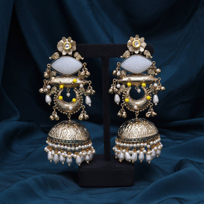 White Color Handmade In Jaipur On Brass Metal With Carving Stone Amrapali Earrings (AMPE445WHT)