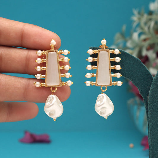White Color Amrapali Earrings