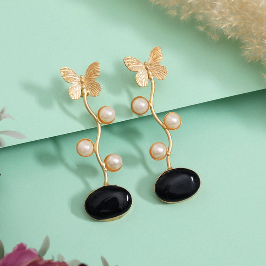 Intense Black Color Amrapali Earrings