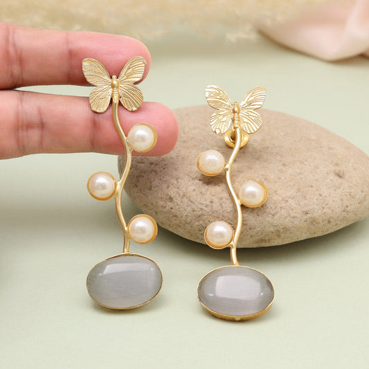 Sophisticated Grey Color Amrapali Earrings