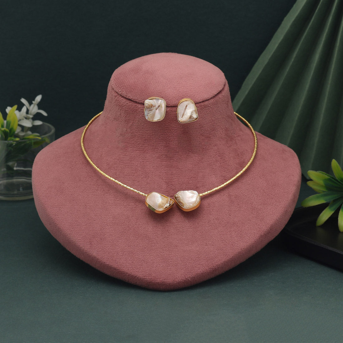 White Color Amrapali Hasli Necklace Set With Bold Design And Cultural Charm