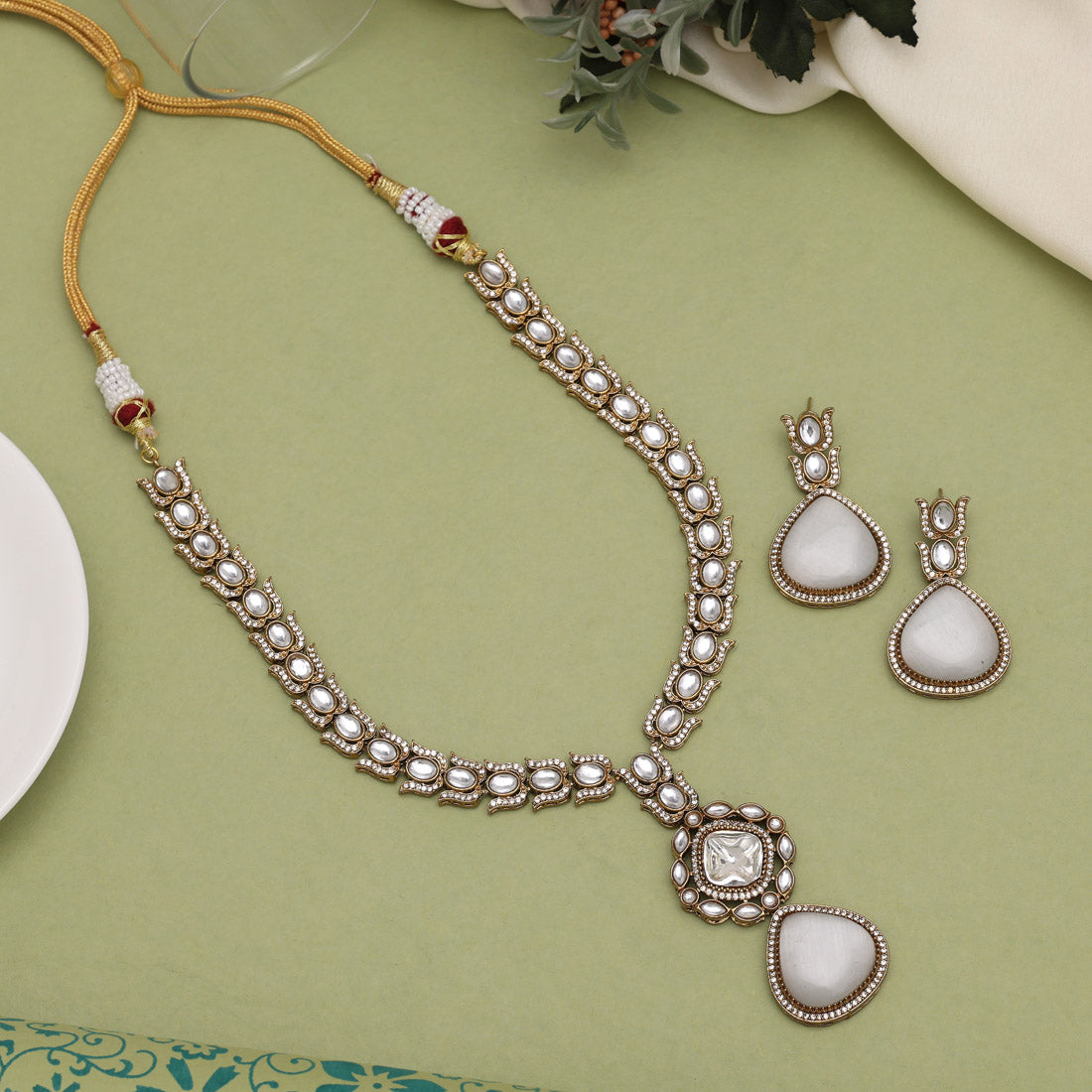 White Color American Diamond Necklaces Set