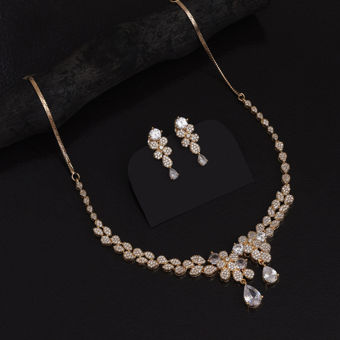White Color American Diamond Necklace Set Perfect For Bridal And Festival Use